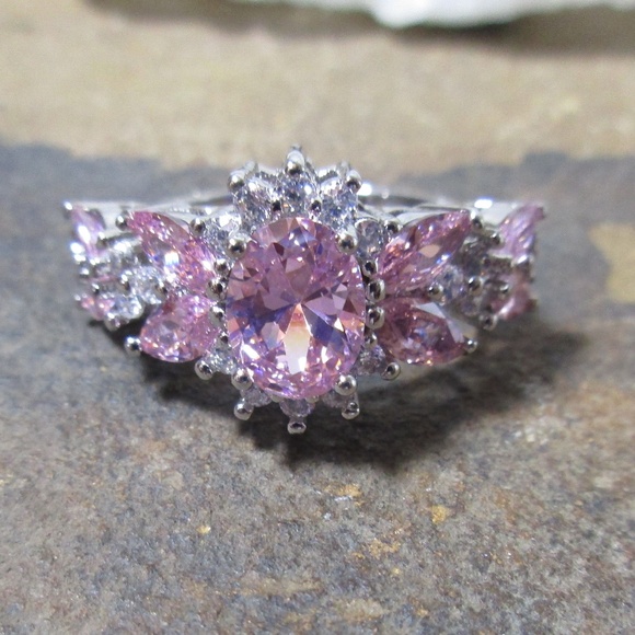 Pink Ice & white CZ cocktail ring Size 6, 7 1010 - Picture 7 of 8